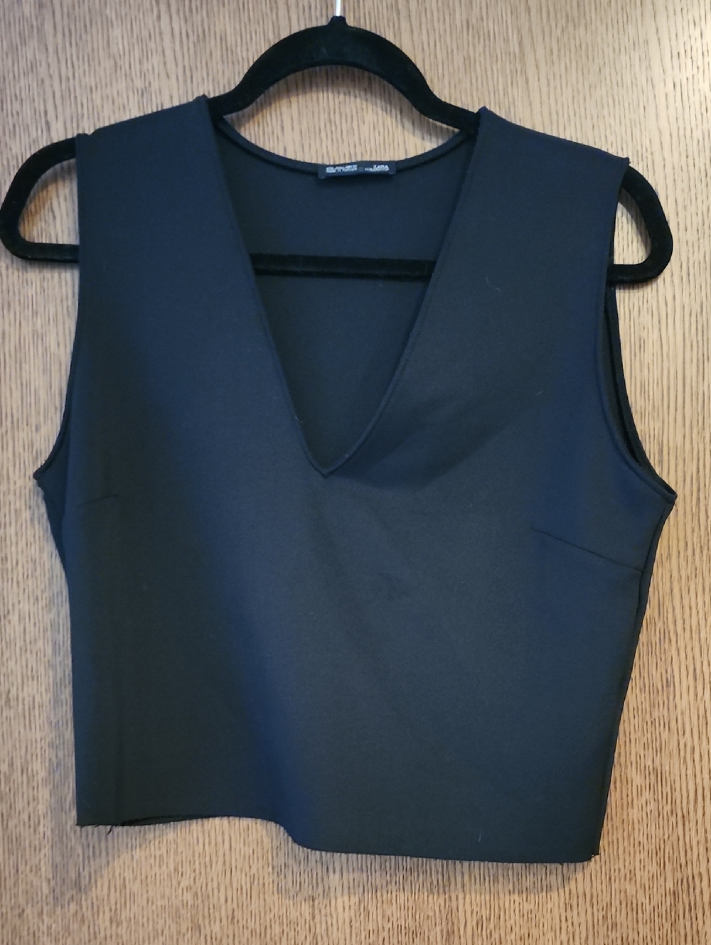 Zara Black V-Neck Sleeveless Top